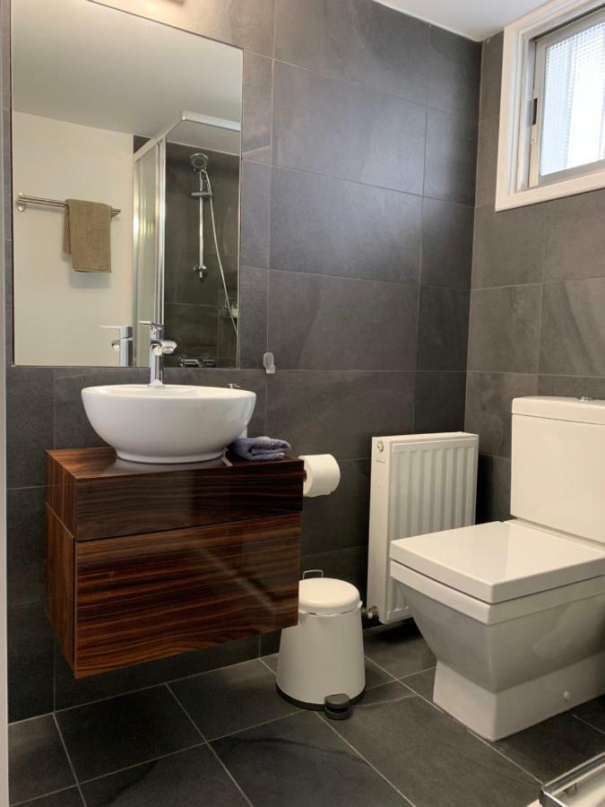 Strovolos Value Suites エクステリア 写真